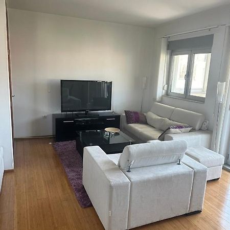 Luxury Aparment Blossom Mostar Esterno foto